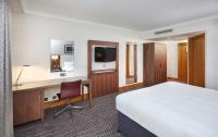 DoubleTree by Hilton Coventry image 3